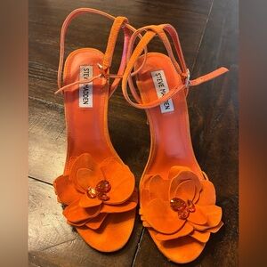 Steve Madden Orange Floral Heels